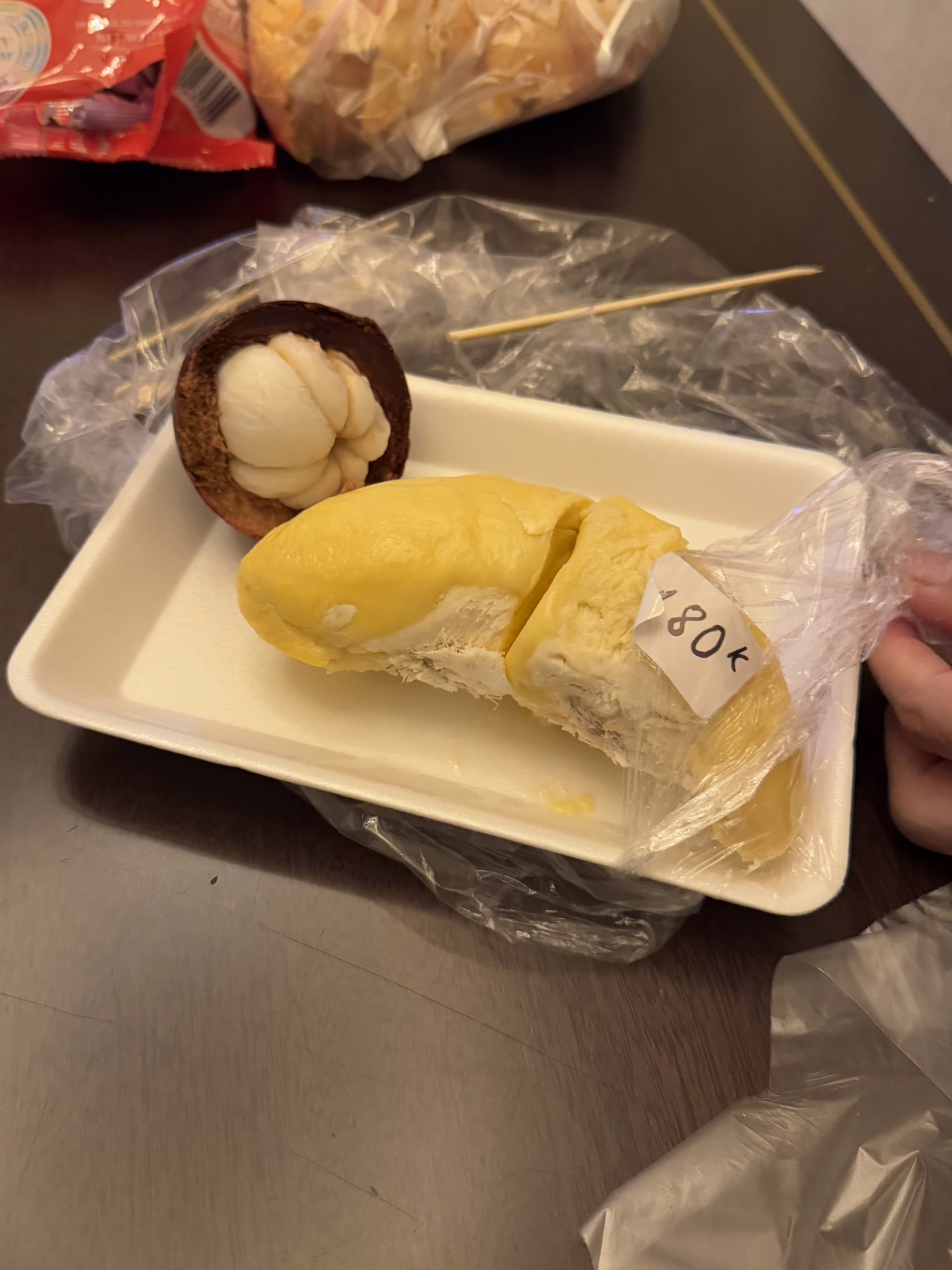 베트남 푸꾸옥에서 생 두리안 사 먹기! 현지 가격 및 북부 구입 장소 3 베트남 푸꾸옥에서 생 두리안 사 먹기! 현지 가격 및 북부 구입 장소 2